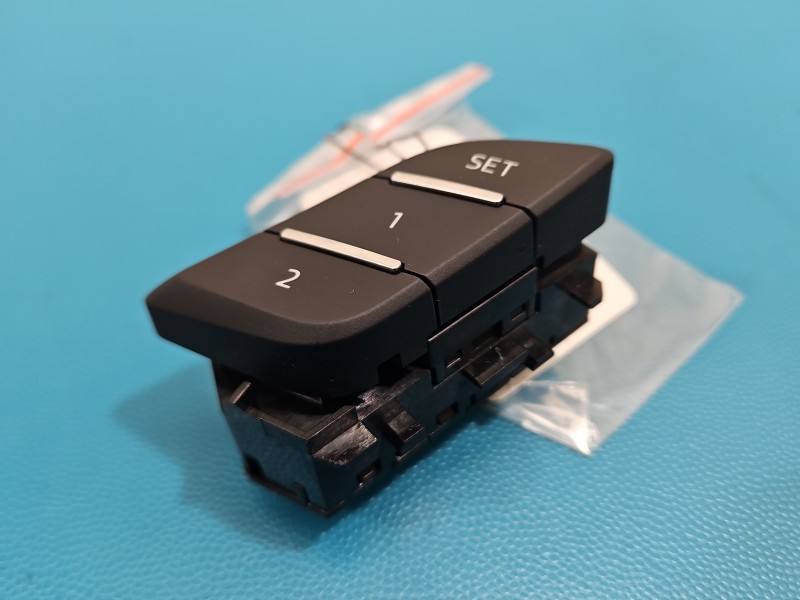 Перемикач кнопка Audi Q7 4M0959769A