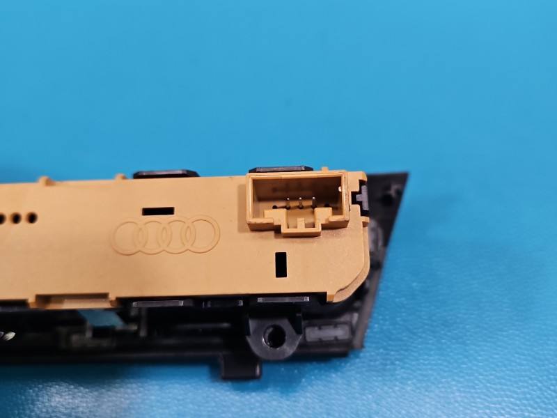 Перемикач кнопка Audi Q7 4M0925301A — фото деталі 5