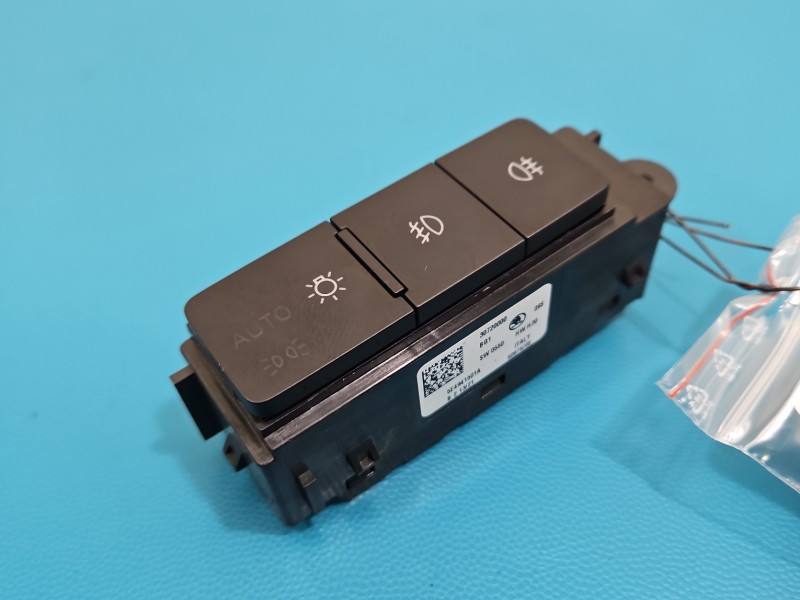 Переключатель кнопка Skoda Octavia 4 5E4941501A