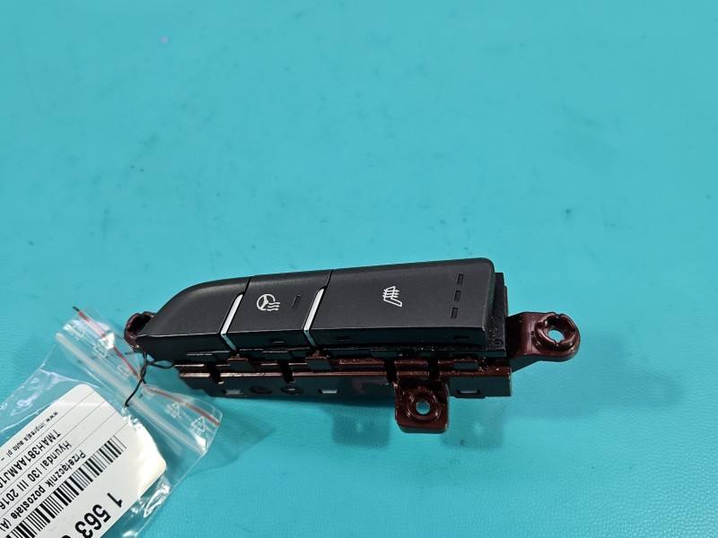 Переключатель кнопка Hyundai I30 93300-G4230 — фото детали 2