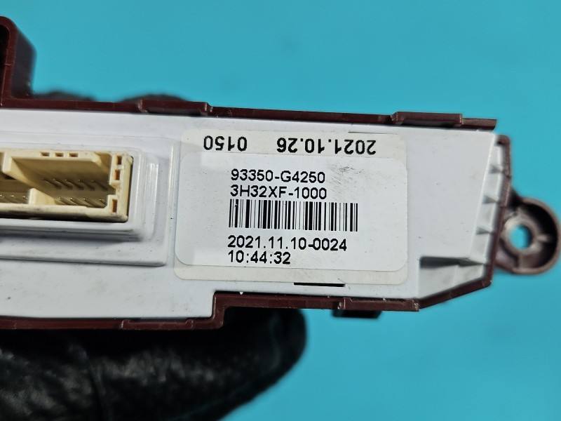 Перемикач кнопка Hyundai I30 93350-G4250 — фото деталі 6