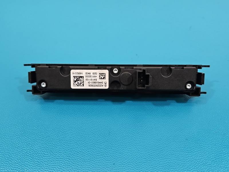 Переключатель кнопка Mercedes S W222 A2229055606 — фото детали 4