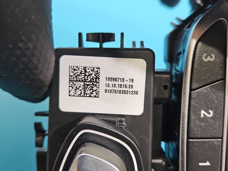 Перемикач кнопка Mercedes S W222 A2229053401 — фото деталі 3