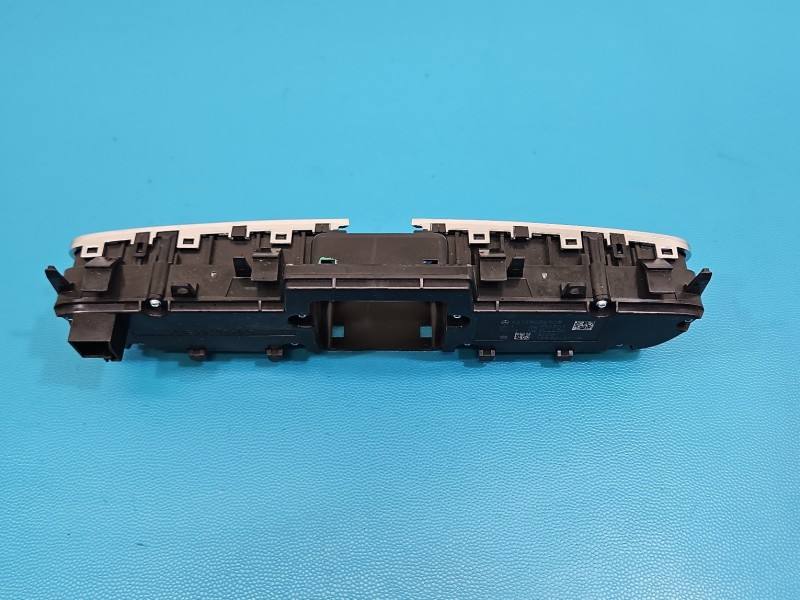 Переключатель кнопка Mercedes E W213 A2139056508 — фото детали 6