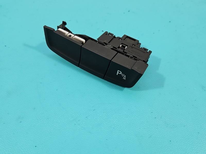 Перемикач кнопка Skoda Scala 655927238A