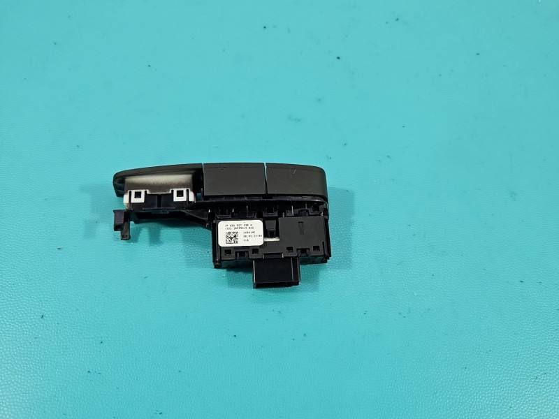 Перемикач кнопка Skoda Scala 655927238A — фото деталі 4
