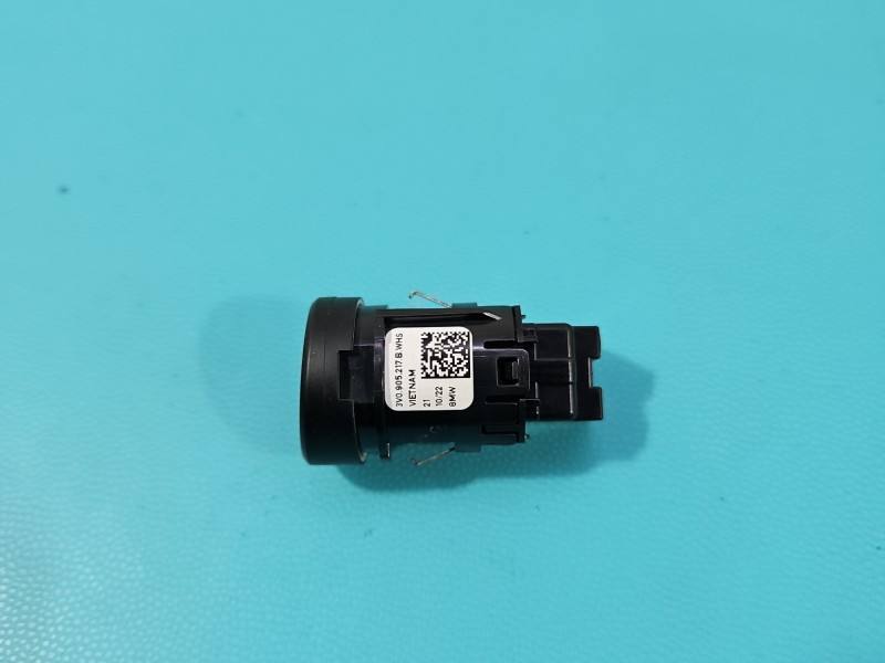 Переключатель кнопка Skoda Scala 3V0905217B — фото детали 3