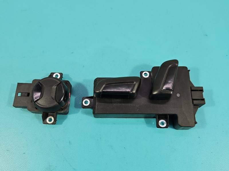 Перемикач кнопка Skoda Octavia 3 5G0959777A