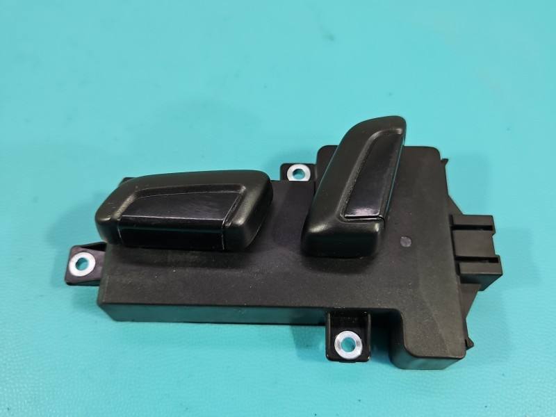 Перемикач кнопка Skoda Octavia 3 5G0959777A — фото деталі 5