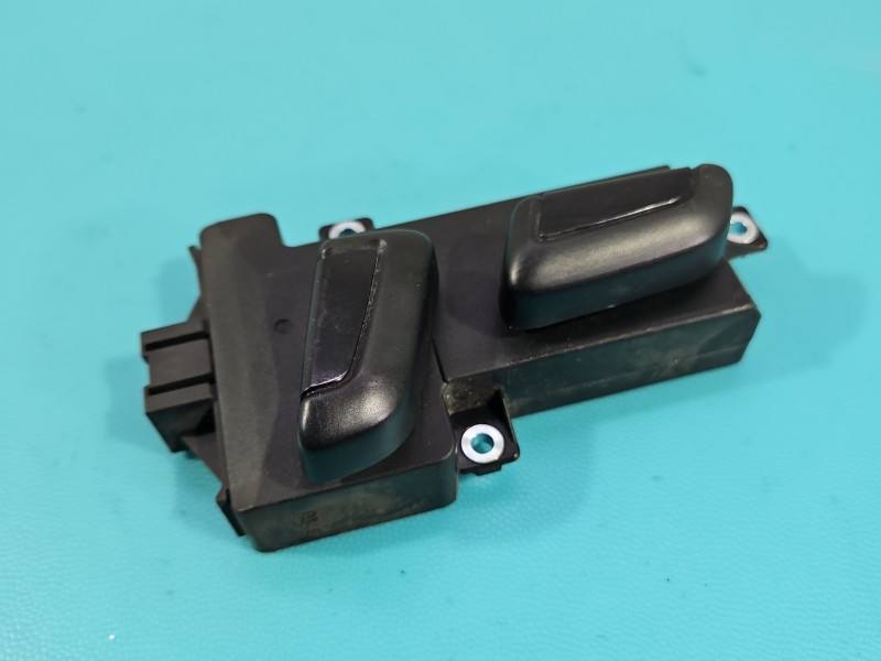 Перемикач кнопка Skoda Octavia 3 5G0959777A — фото деталі 6