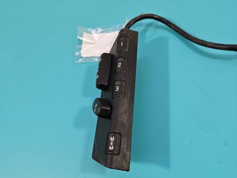 Перемикач кнопка Land Rover Range Rover YUB500170PVJ — фото деталі 3