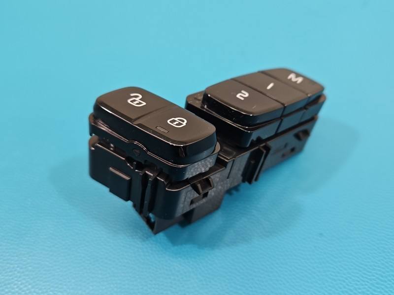 Перемикач кнопка Volvo S90 31433417