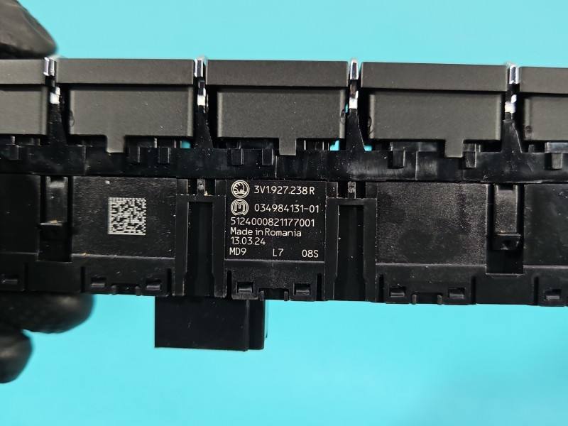 Перемикач кнопка Skoda Superb 3 3V1927238R — фото деталі 6