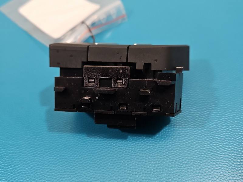 Перемикач кнопка Audi A4 B9 8W0959769 — фото деталі 3