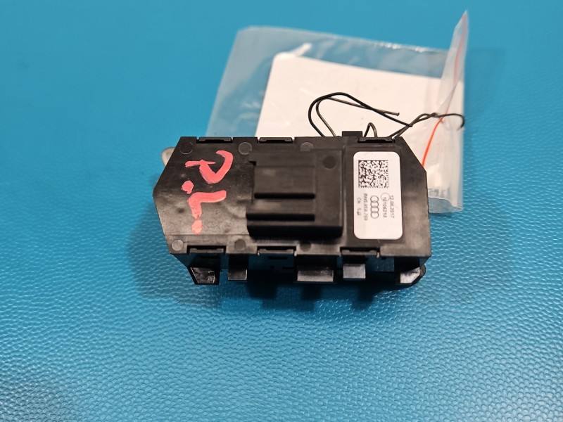 Перемикач кнопка Audi A4 B9 8W0959769 — фото деталі 4