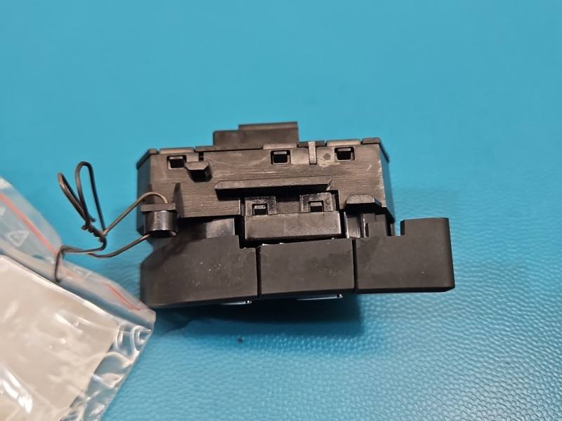 Перемикач кнопка Audi A4 B9 8W0959769 — фото деталі 7