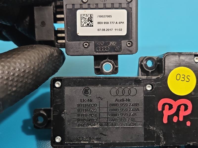 Перемикач кнопка Audi A4 B9 8W0959748B — фото деталі 4
