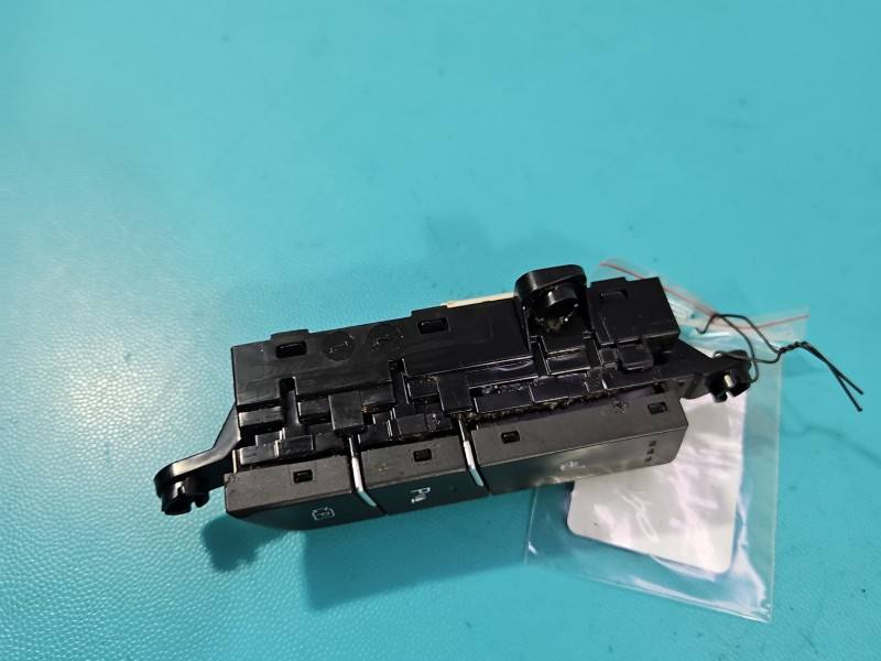 Переключатель кнопка Hyundai I30 93350-G4AF0 — фото детали 3