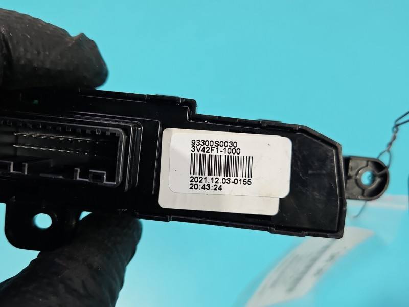 Перемикач кнопка Hyundai I30 93300S0030 — фото деталі 6