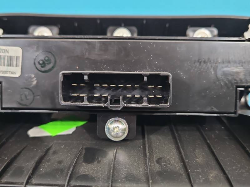 Перемикач кнопка Hyundai Ix35 93310-2Y200 — фото деталі 10