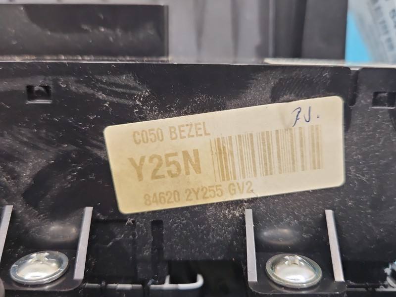 Перемикач кнопка Hyundai Ix35 93310-2Y200 — фото деталі 12