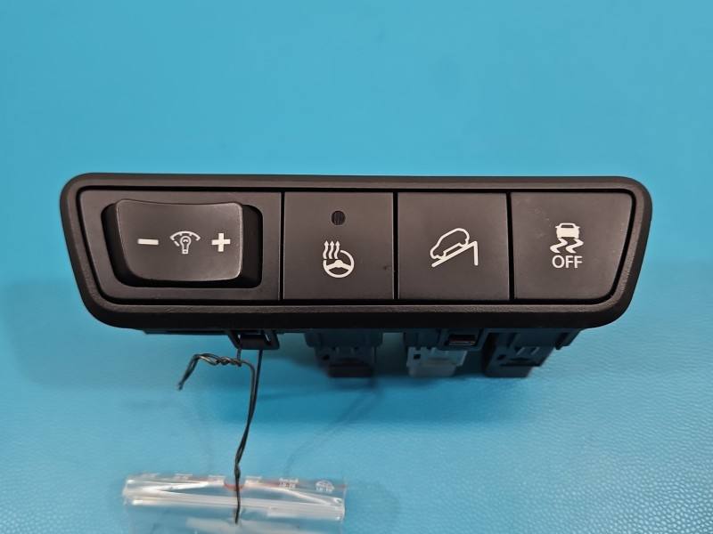 Переключатель кнопка Hyundai Ix35 93700-2Y3109 — фото детали 2