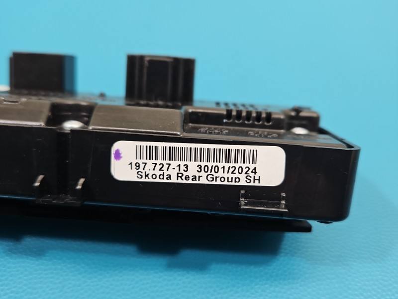 Переключатель кнопка Skoda Superb 3 3V0907049E — фото детали 6