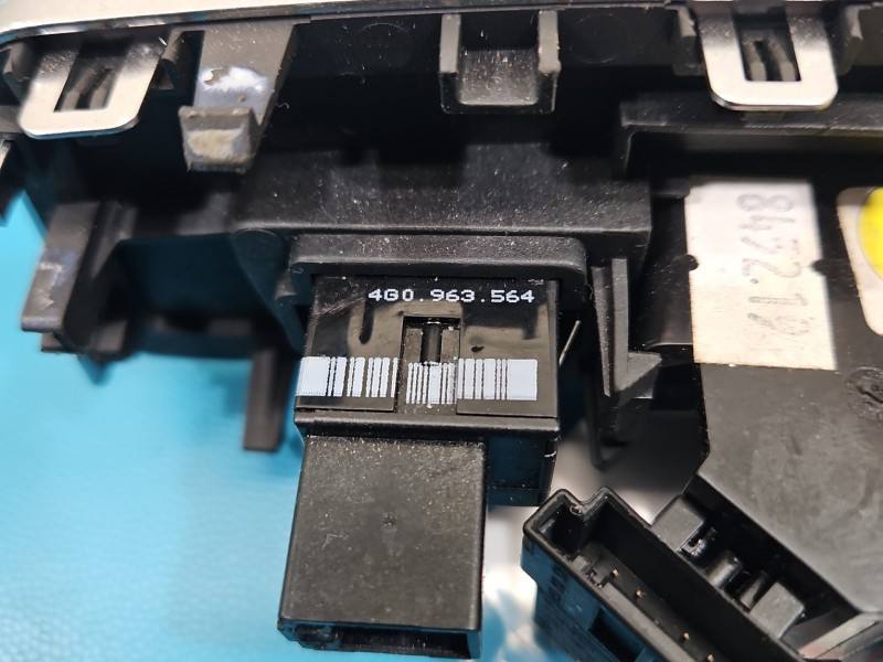 Перемикач кнопка Audi A6 C7 4G0963564 — фото деталі 5