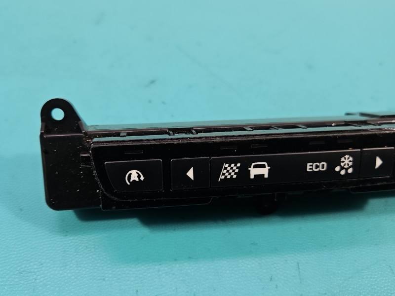 Перемикач кнопка Jaguar XE GX73-14B790-AG — фото деталі 3