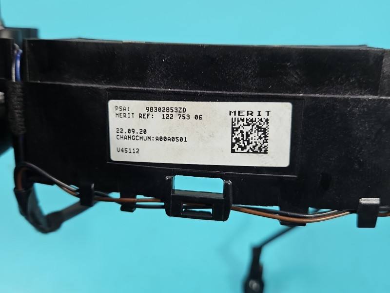 Переключатель кнопка Toyota Proace City 98302853ZD — фото детали 7
