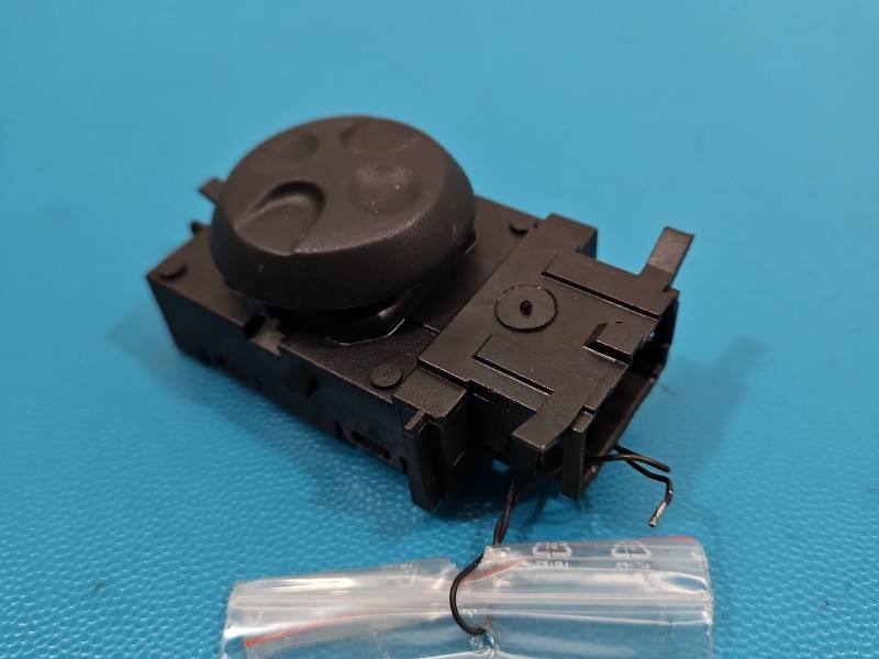 Перемикач кнопка Opel Grandland 98125344XT
