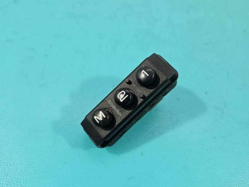 Переключатель кнопка Citroen C5 96602084XT