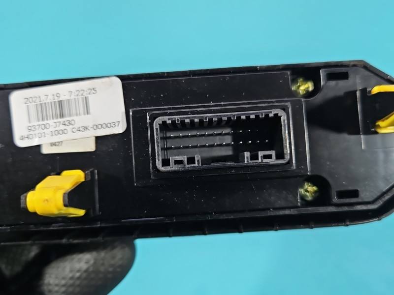 Переключатель кнопка Kia Ceed 93700-J7430 — фото детали 7