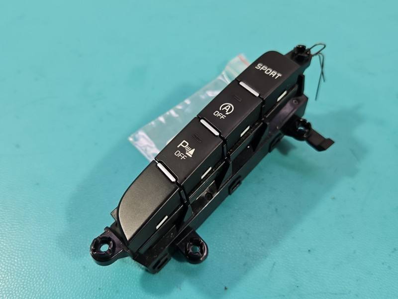 Перемикач кнопка Kia Ceed 93300-J7100