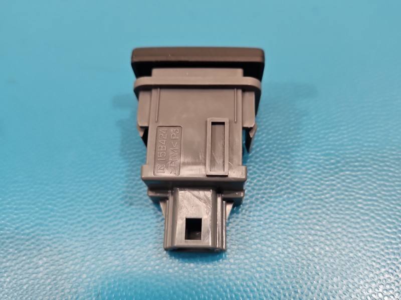Переключатель кнопка Toyota Auris 15B424 — фото детали 4