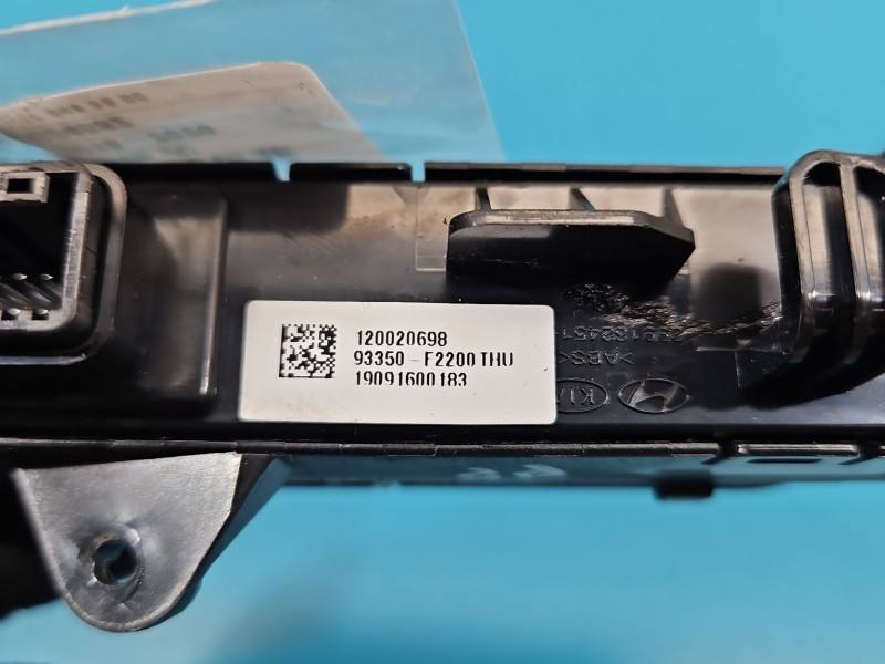 Перемикач кнопка Hyundai Elantra 93350-F2200 — фото деталі 6