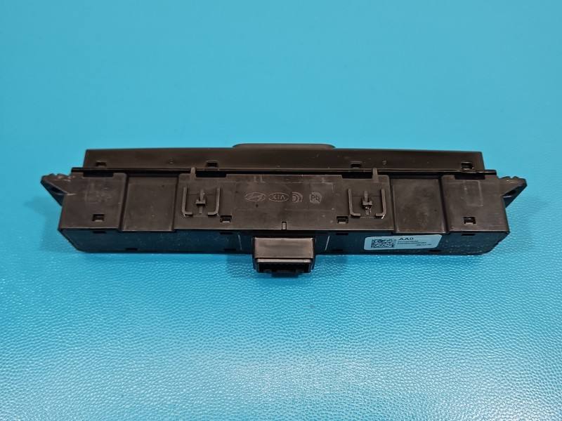 Перемикач кнопка Hyundai I30 93770G4AA0 — фото деталі 3