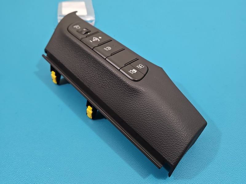 Перемикач кнопка Hyundai I30 93750G4090