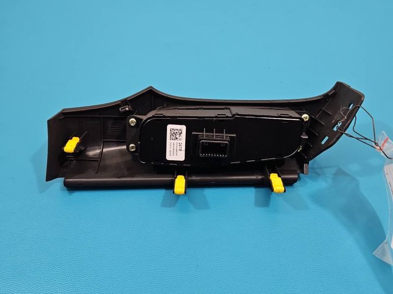 Перемикач кнопка Hyundai I30 93750G4090 — фото деталі 3