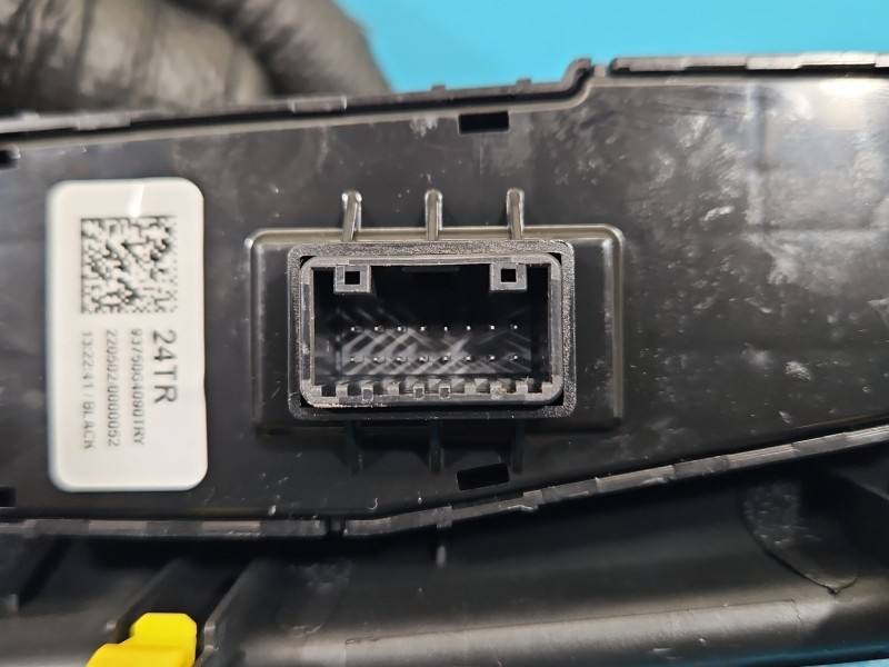 Перемикач кнопка Hyundai I30 93750G4090 — фото деталі 4