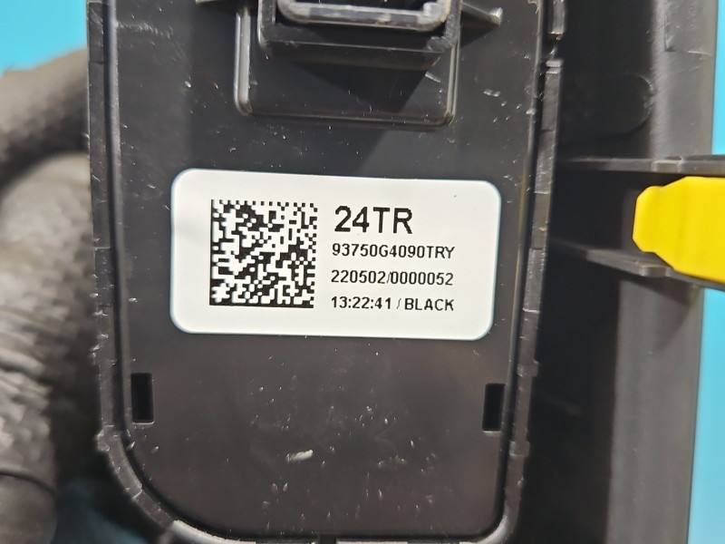 Перемикач кнопка Hyundai I30 93750G4090 — фото деталі 5