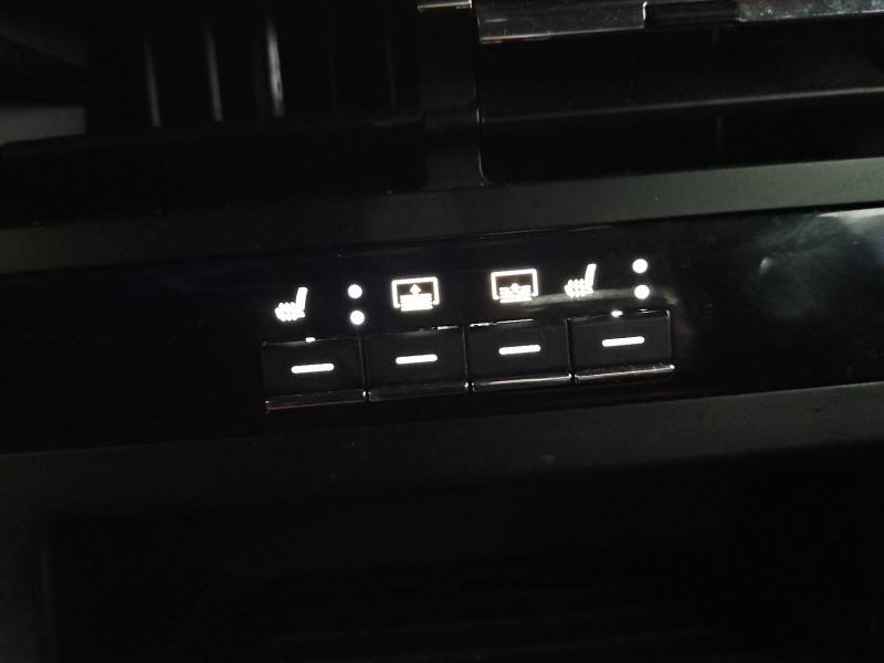 Переключатель кнопка Maserati Quattroporte 670080291