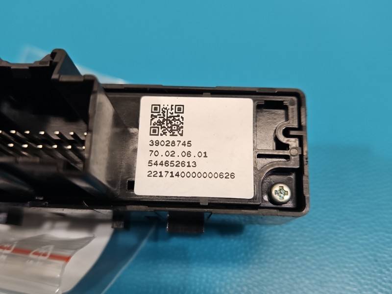 Перемикач кнопка Opel Astra K 39028745 — фото деталі 5