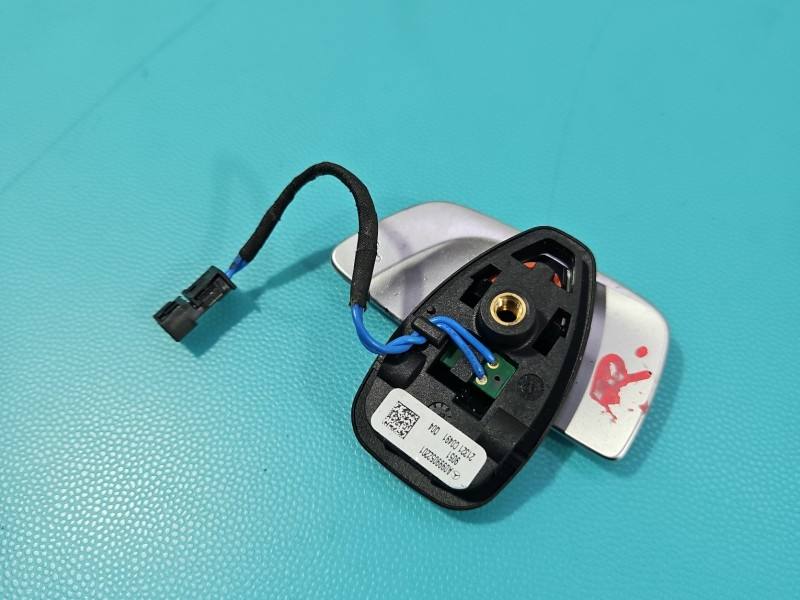 Переключатель кнопка Mercedes CLA C118 A0999052201 — фото детали 3