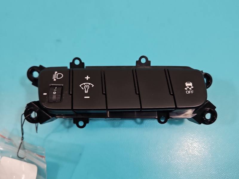Перемикач кнопка Hyundai Elantra 93700-F2060 — фото деталі 2