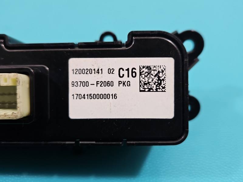 Перемикач кнопка Hyundai Elantra 93700-F2060 — фото деталі 5
