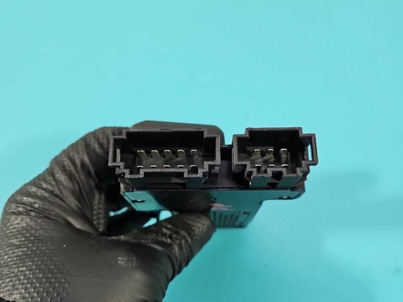 Переключатель кнопка Volkswagen Sharan 8K0959748 — фото детали 4