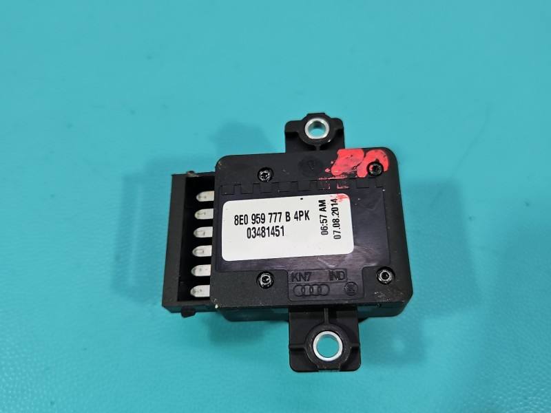 Переключатель кнопка Volkswagen Sharan 8K0959748 — фото детали 8