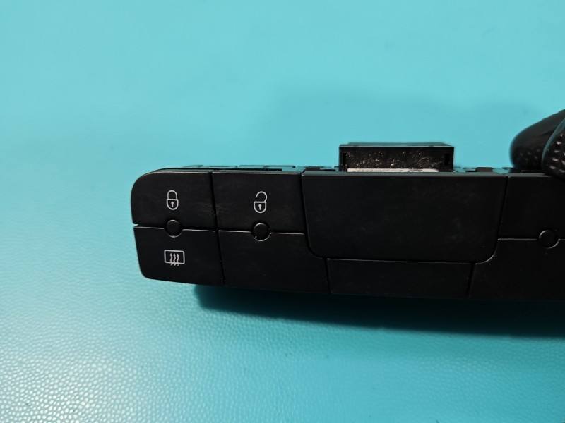 Переключатель кнопка Seat Ibiza 6J0927137AQ — фото детали 3