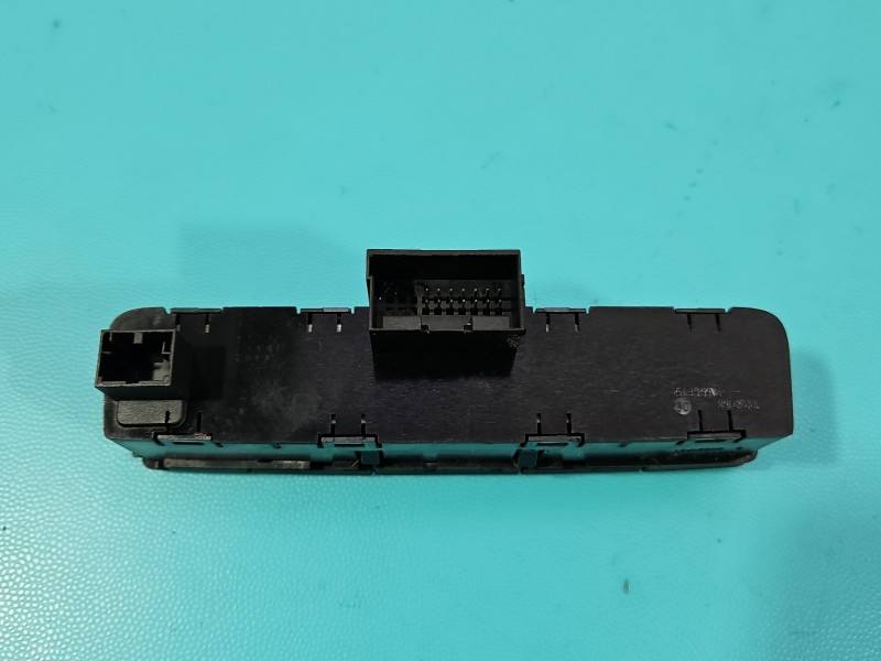 Переключатель кнопка Seat Ibiza 6J0927137AQ — фото детали 4